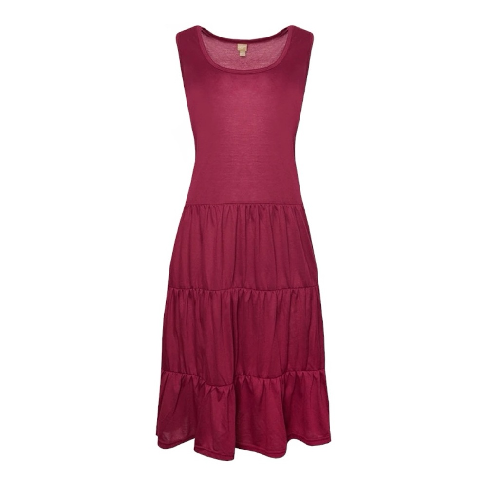 NWT SUMMER & ROSE
Tiered Ruffle Dress